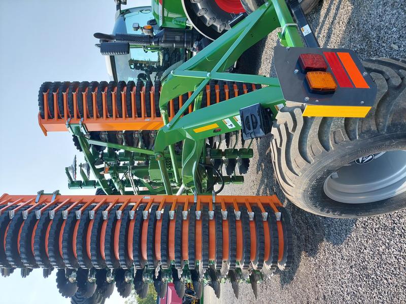 Tillage  AMAZONE Catros+ 03-2TS Photo